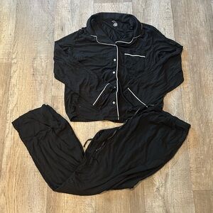 Black and White Women's Matching Pajama Set